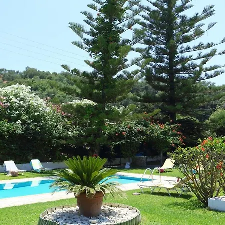 V&v Villa Plage d'Almiros